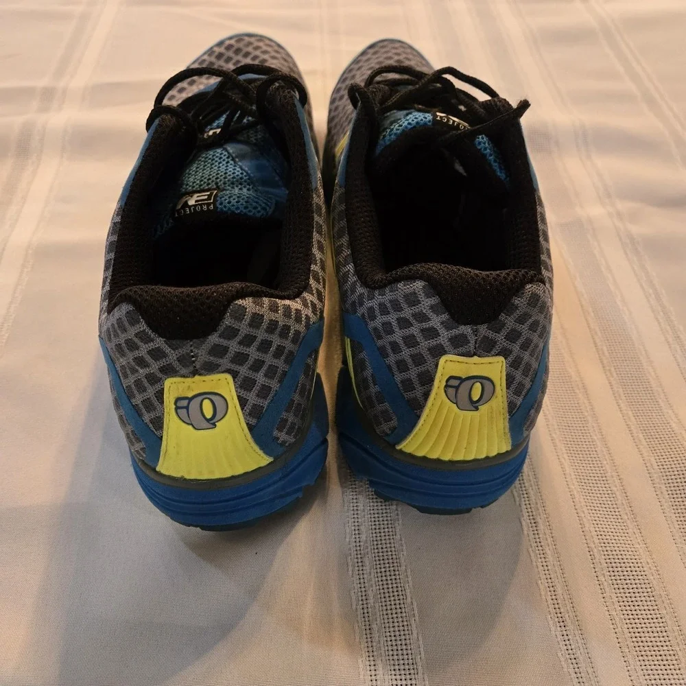 Pearl Izumi Mens EM Road H 3 Running Shoes Mens Size 12 Gray/Teal/Yellow